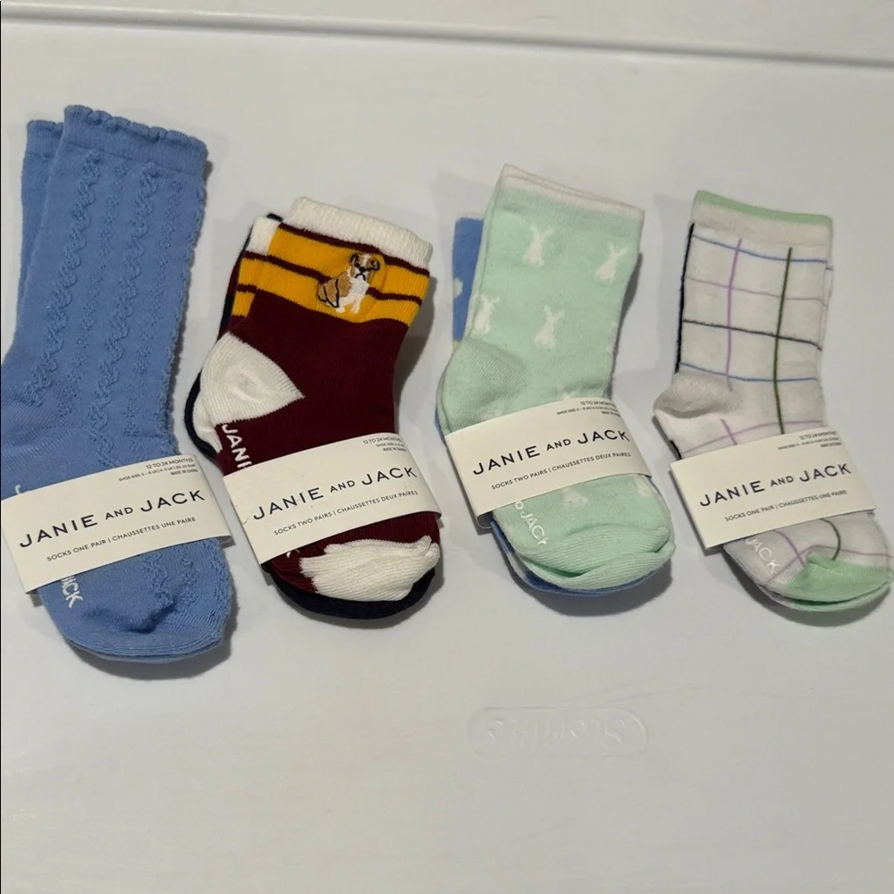 Janie & Jack Socks bundle size 12-24 months NWT